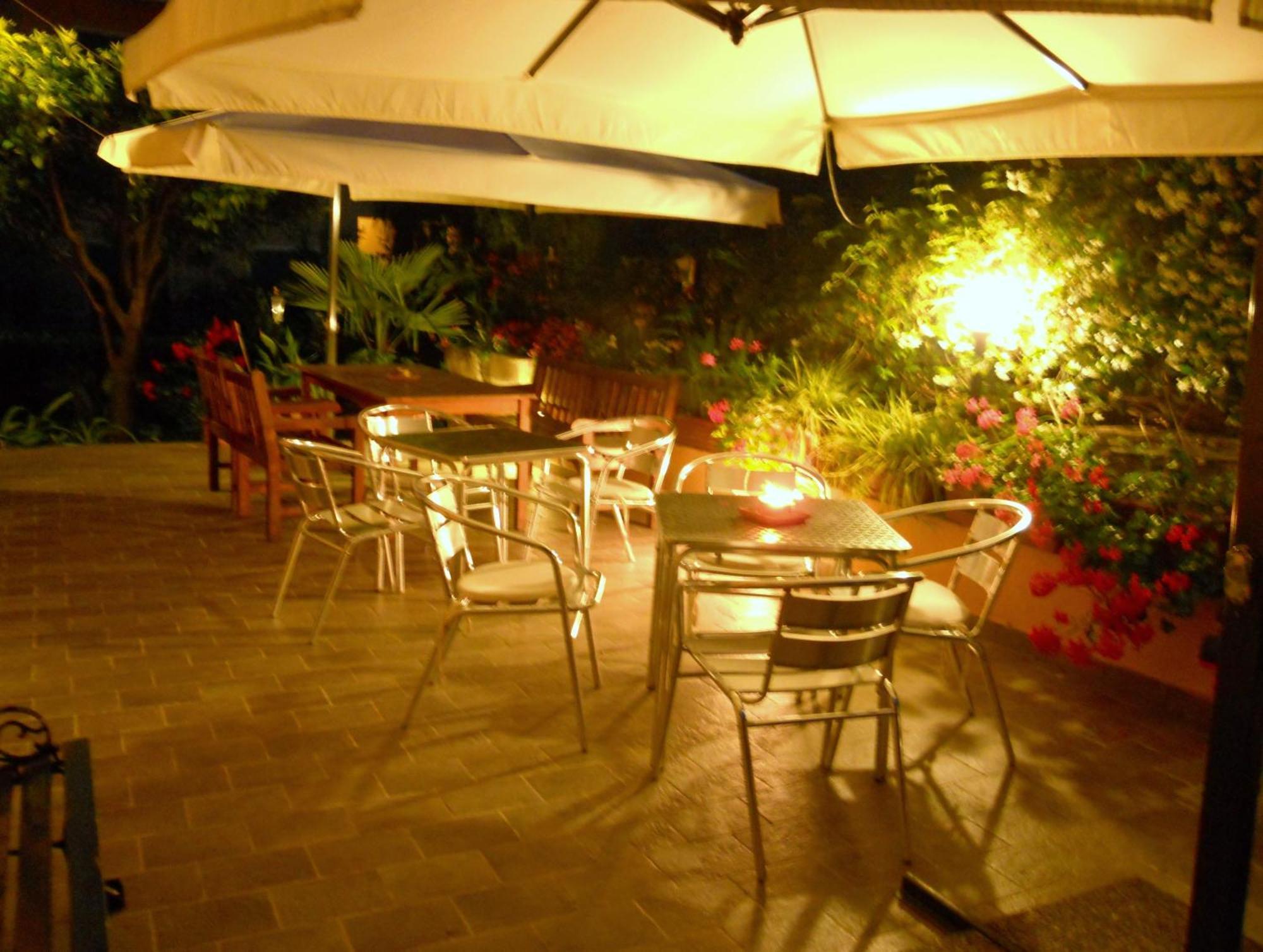 Hotel Moderna